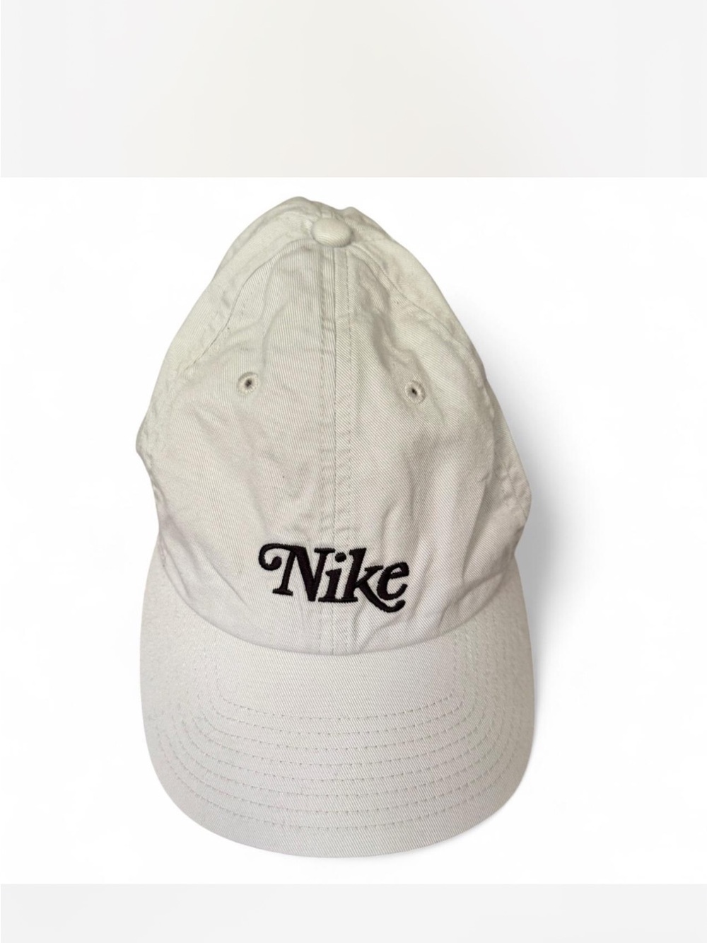 Nike Light Gray Golf Cap with Black Tag